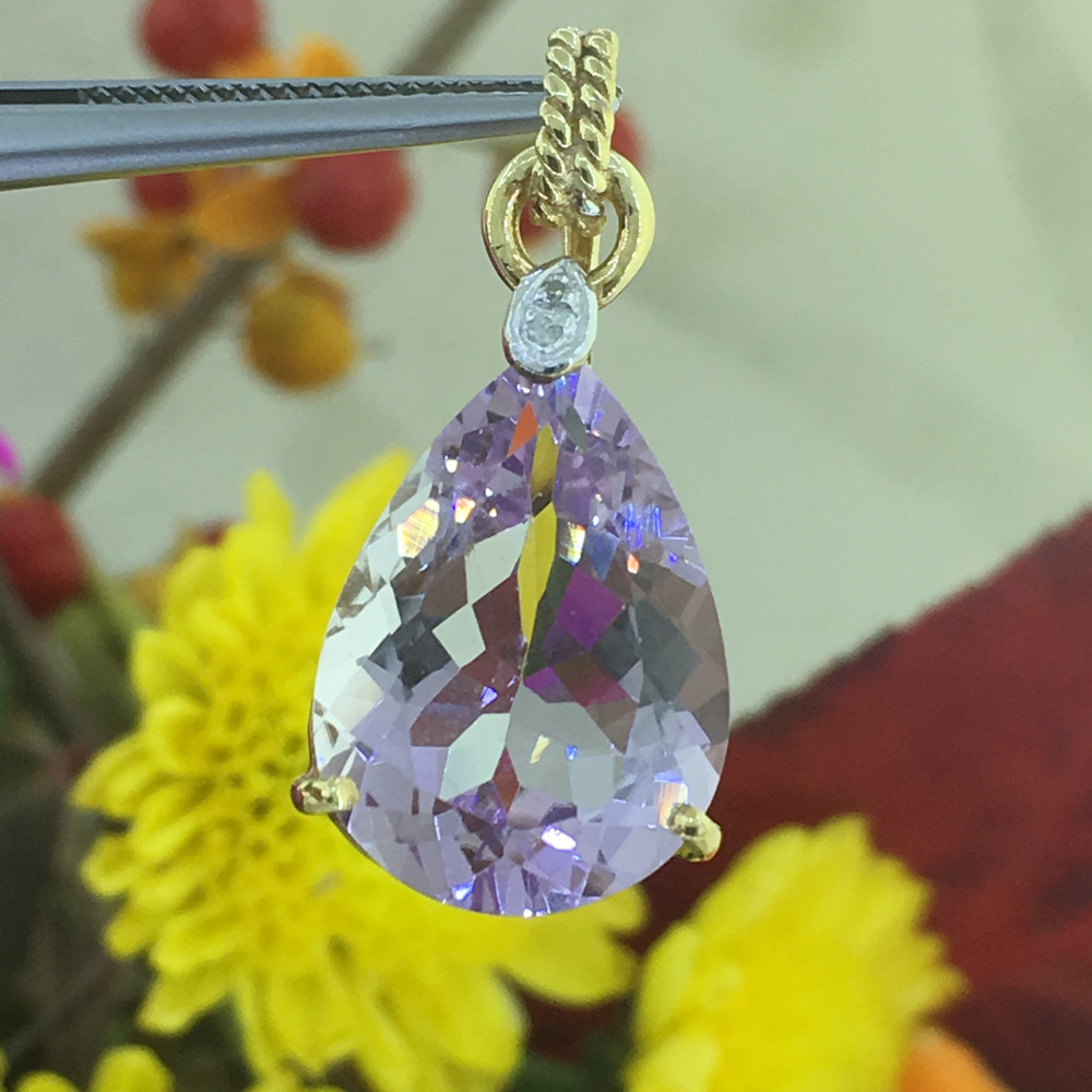 Tear Drop 8.0 CT Amethyst Gold Plated Silver Charm